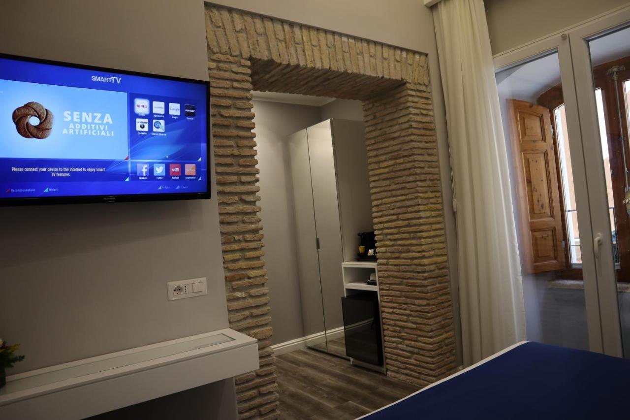 Millina Suites In Navona Rome Exterior photo