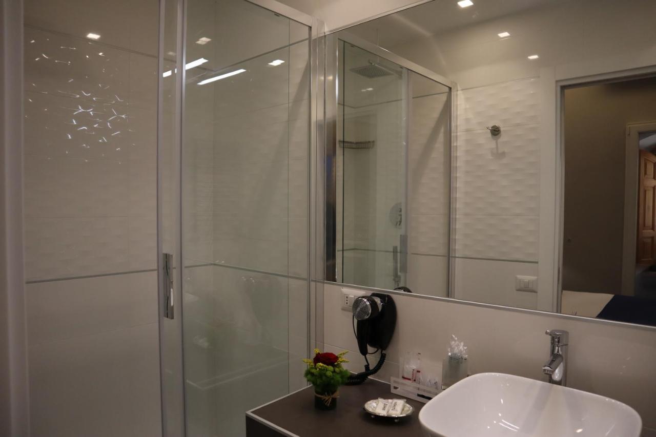 Millina Suites In Navona Rome Exterior photo