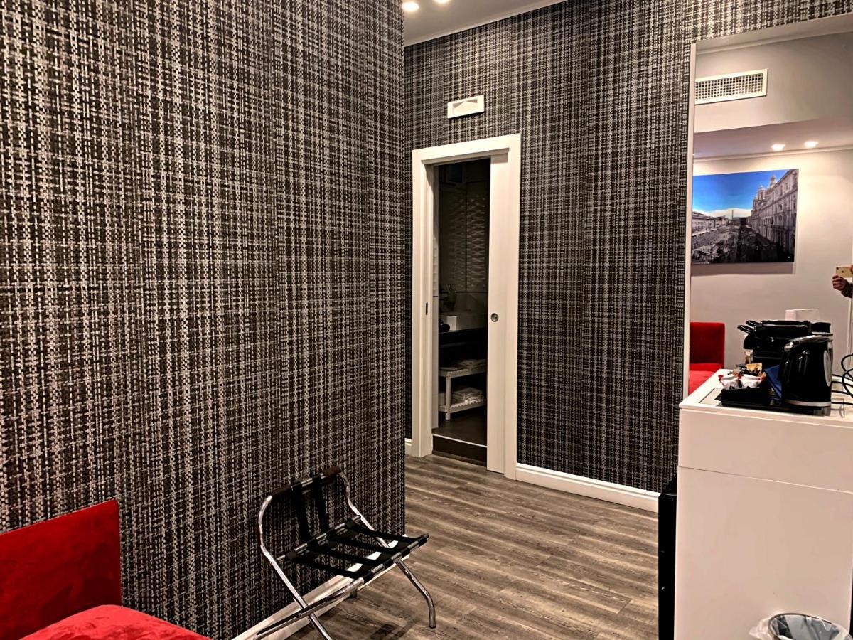 Millina Suites In Navona Rome Exterior photo